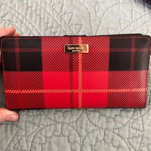 Kate Spade wallet- like new plaid
